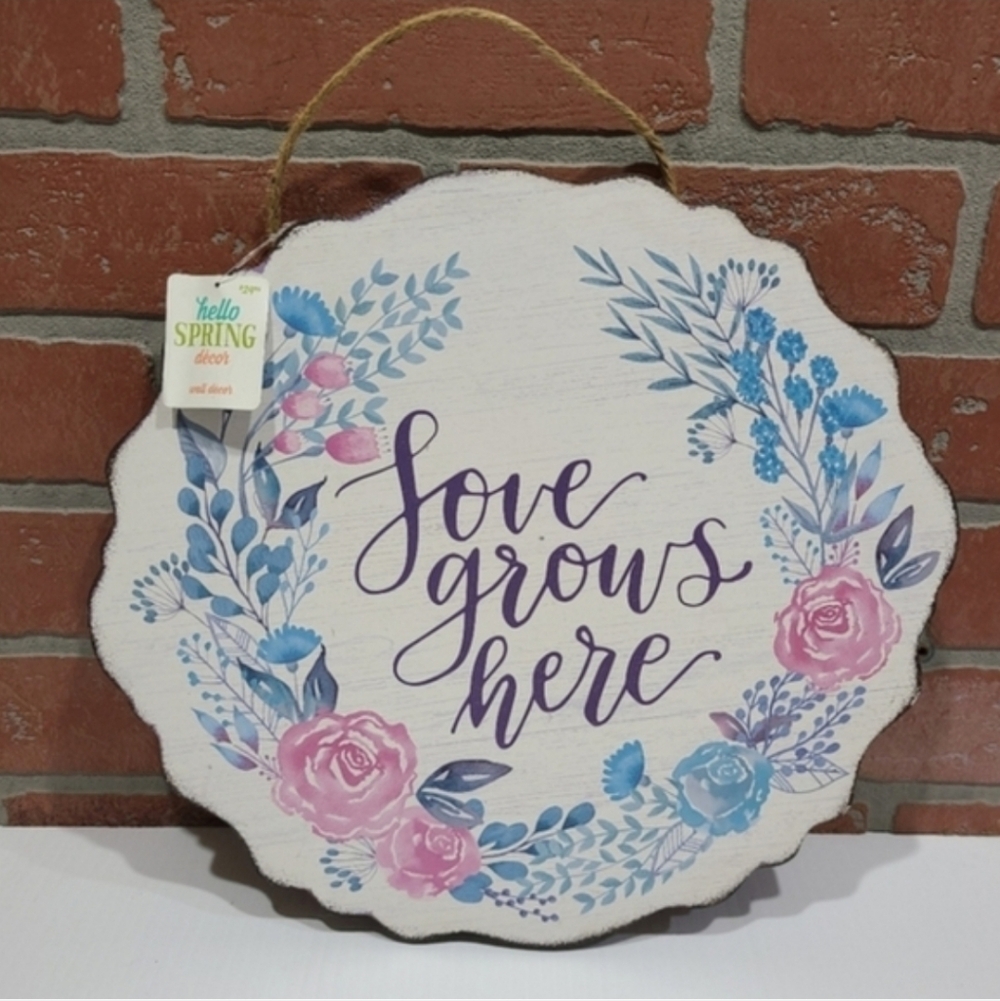 Love Grows Here Wall Decor Farmhouse Shabby Chic Spring Item NWT Botanical 🇺🇦